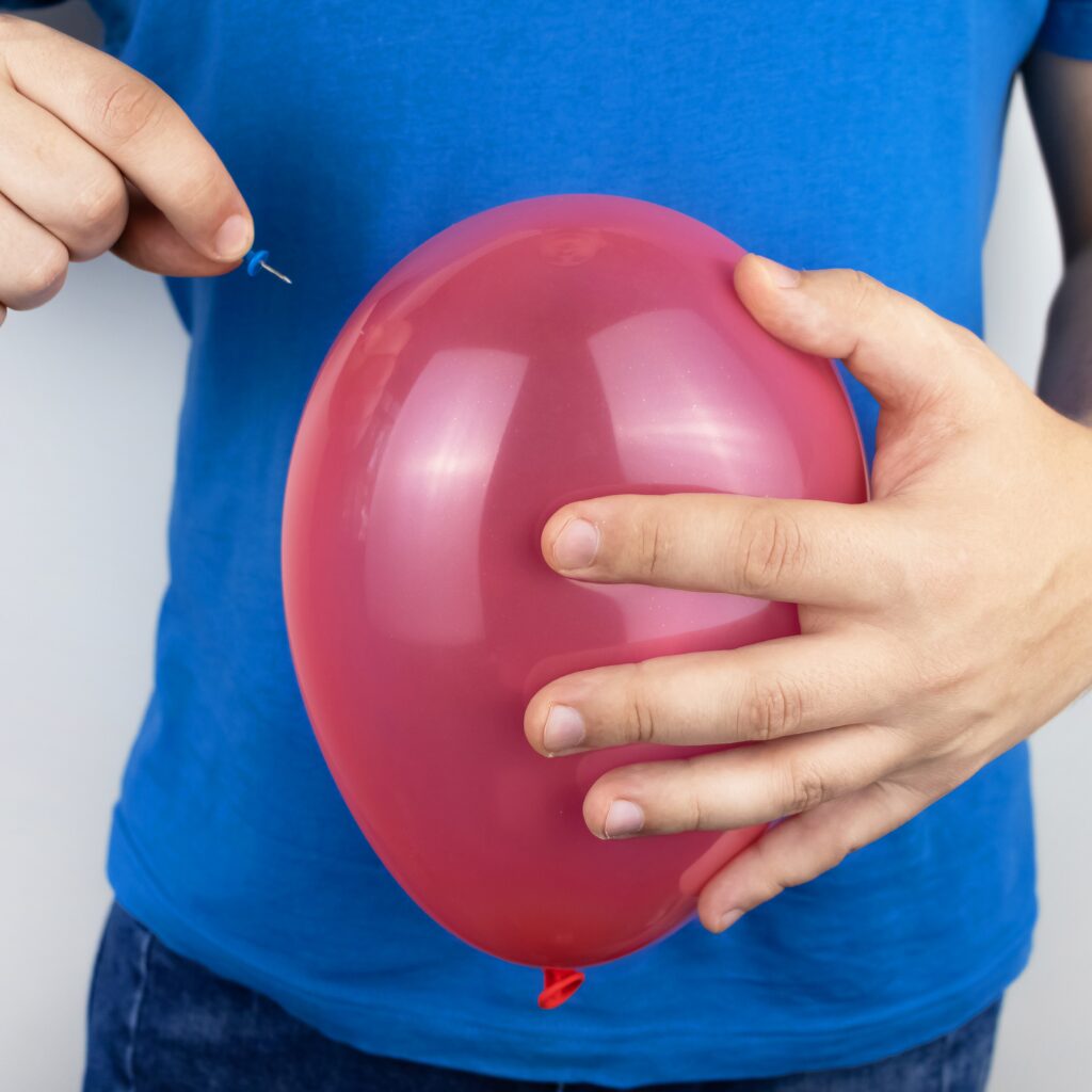 Group interaction at an in-person singles event